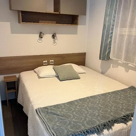 Hotel Les Pins Maritimes *